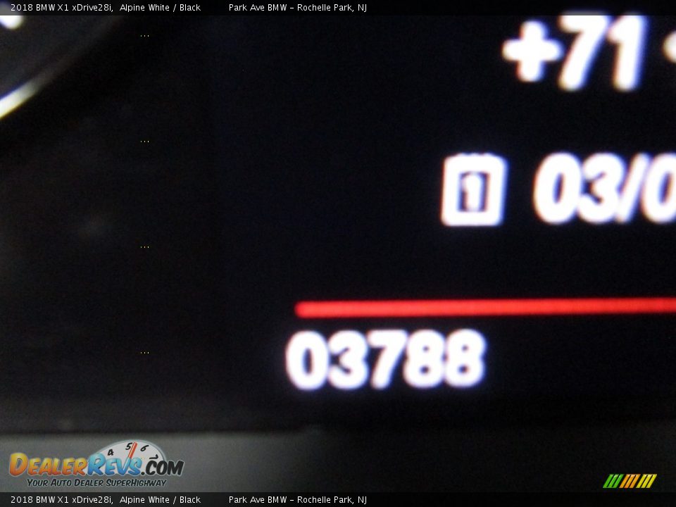 2018 BMW X1 xDrive28i Alpine White / Black Photo #24