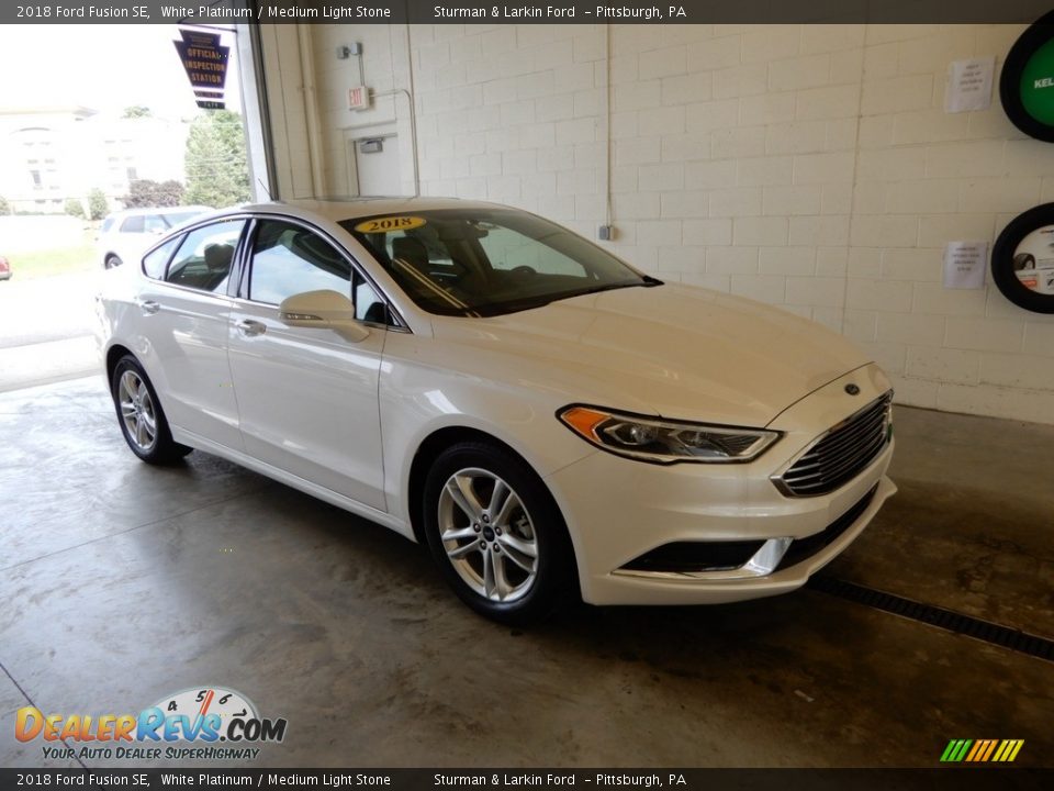 2018 Ford Fusion SE White Platinum / Medium Light Stone Photo #1