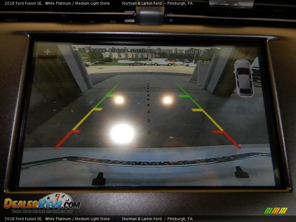 2018 Ford Fusion SE White Platinum / Medium Light Stone Photo #14