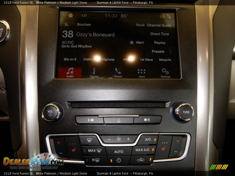 2018 Ford Fusion SE White Platinum / Medium Light Stone Photo #15