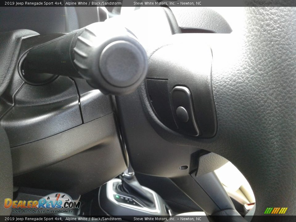 2019 Jeep Renegade Sport 4x4 Alpine White / Black/Sandstorm Photo #15