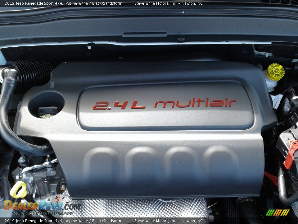 2019 Jeep Renegade Sport 4x4 Alpine White / Black/Sandstorm Photo #30