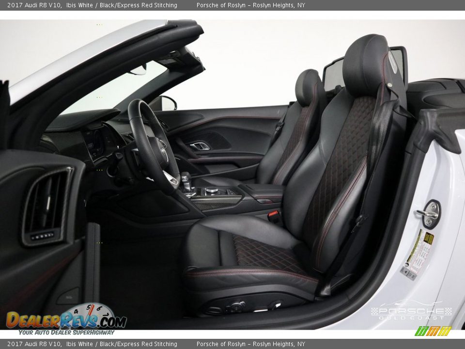 Front Seat of 2017 Audi R8 V10 Photo #13