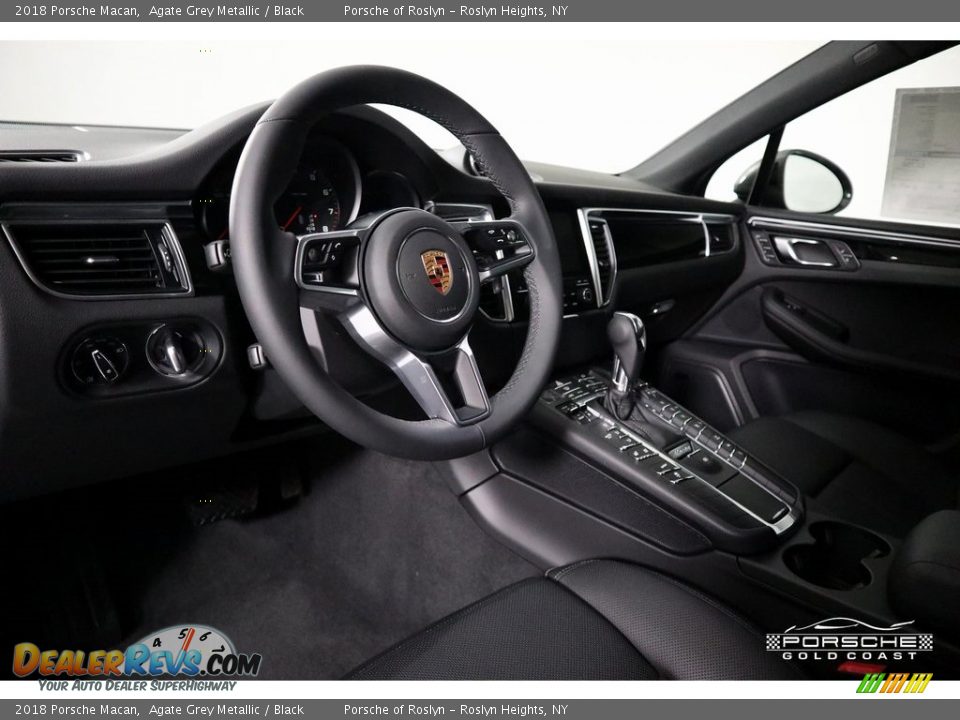 2018 Porsche Macan Agate Grey Metallic / Black Photo #14