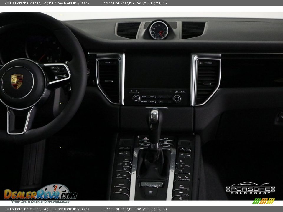 2018 Porsche Macan Agate Grey Metallic / Black Photo #16