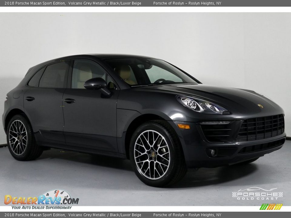2018 Porsche Macan Sport Edition Volcano Grey Metallic / Black/Luxor Beige Photo #1