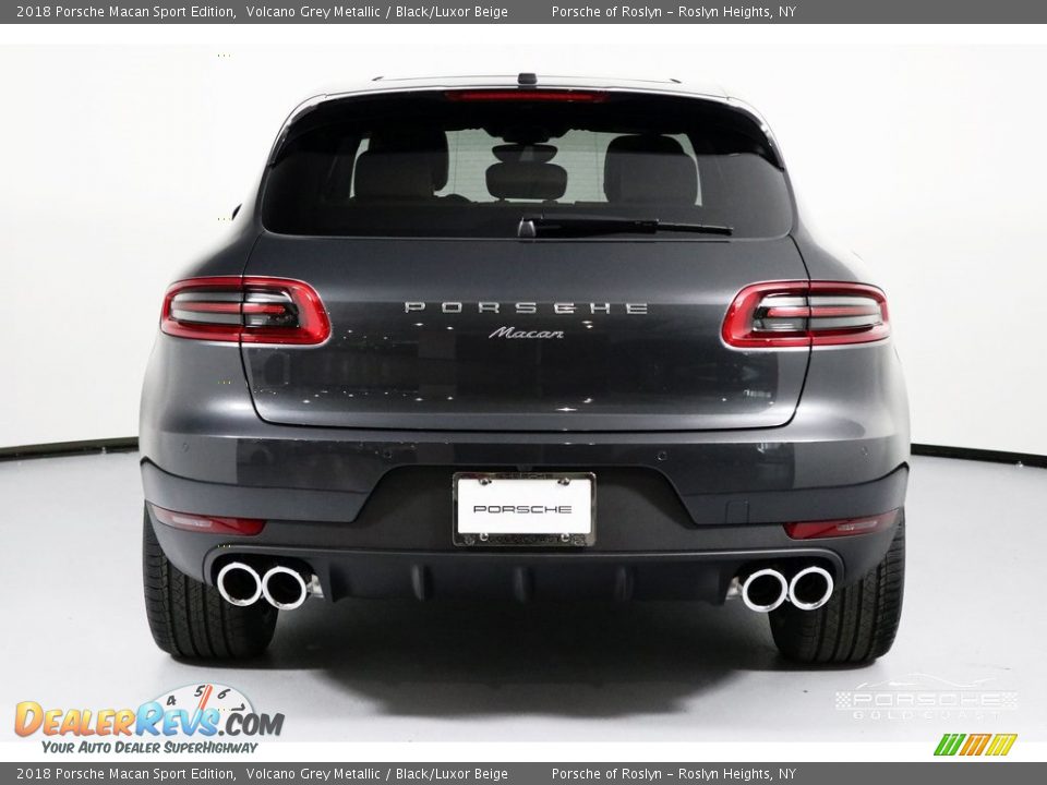 2018 Porsche Macan Sport Edition Volcano Grey Metallic / Black/Luxor Beige Photo #6