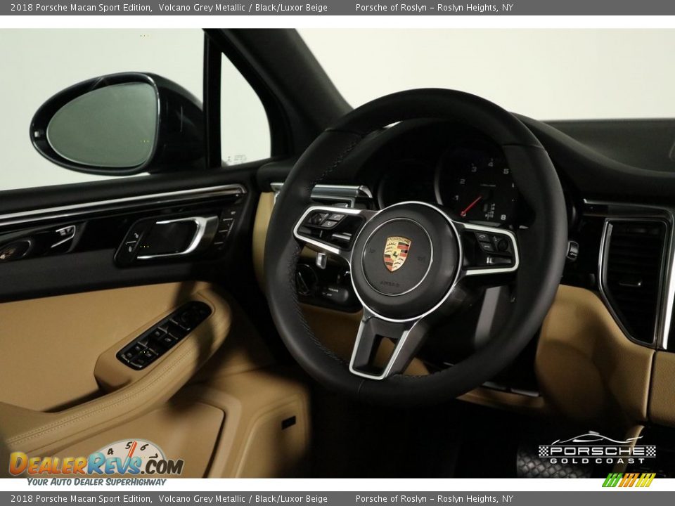 2018 Porsche Macan Sport Edition Volcano Grey Metallic / Black/Luxor Beige Photo #12