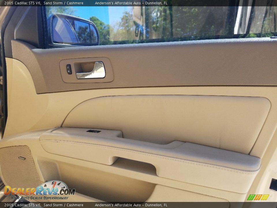 2005 Cadillac STS V6 Sand Storm / Cashmere Photo #17