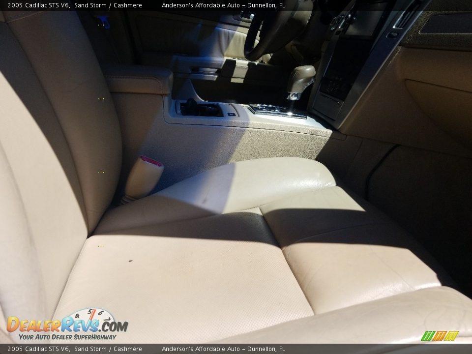 2005 Cadillac STS V6 Sand Storm / Cashmere Photo #18