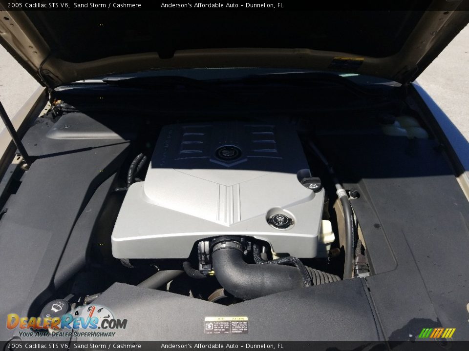 2005 Cadillac STS V6 Sand Storm / Cashmere Photo #29