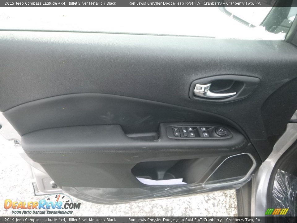 2019 Jeep Compass Latitude 4x4 Billet Silver Metallic / Black Photo #12