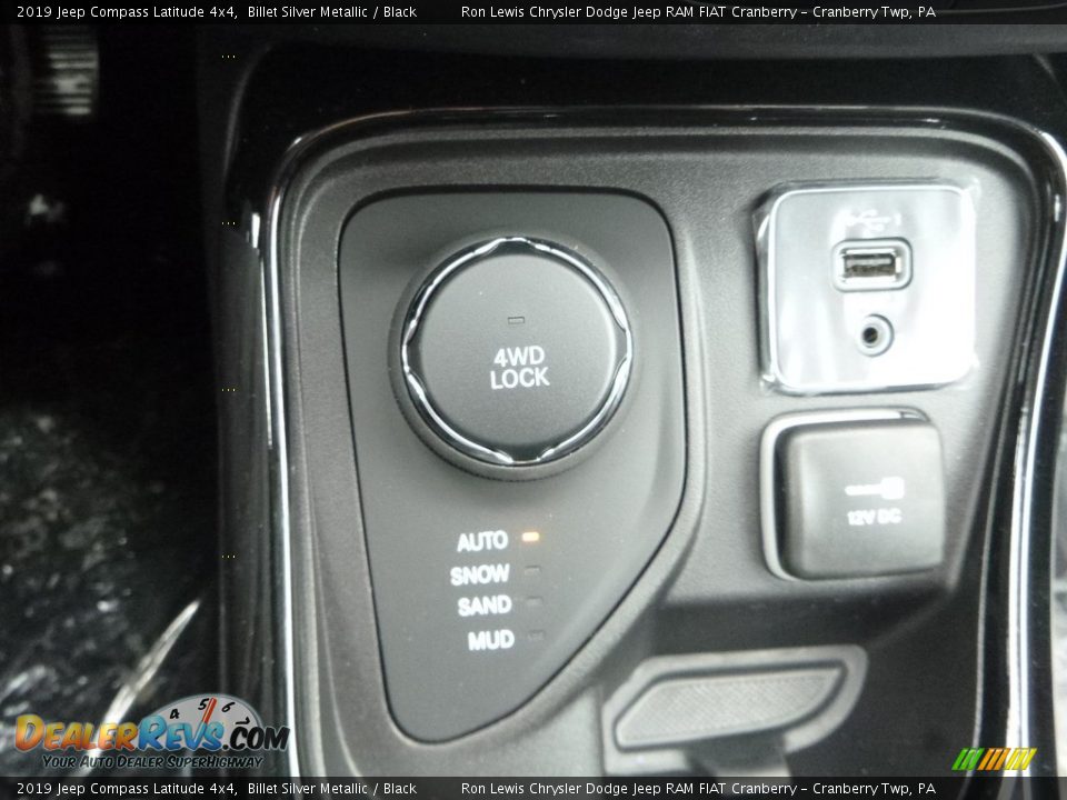 2019 Jeep Compass Latitude 4x4 Billet Silver Metallic / Black Photo #19