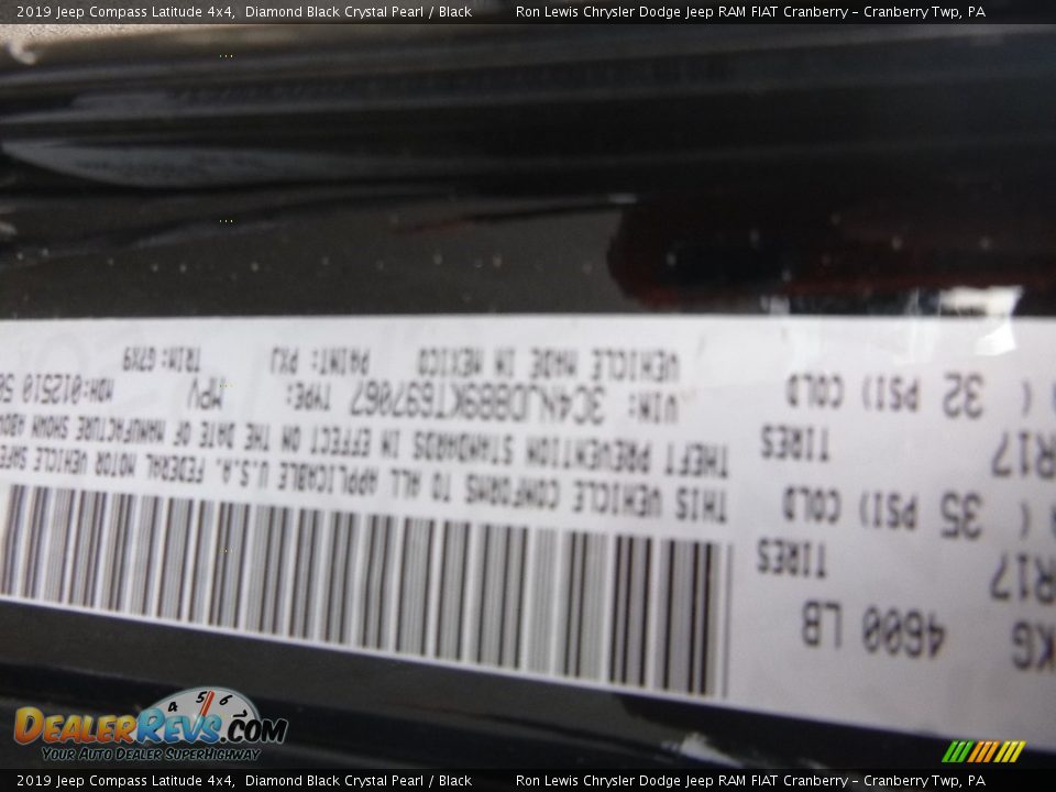 2019 Jeep Compass Latitude 4x4 Diamond Black Crystal Pearl / Black Photo #14
