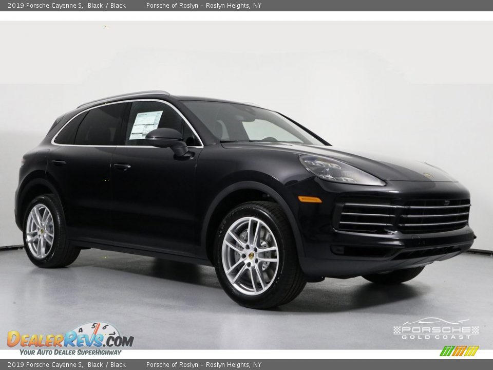 2019 Porsche Cayenne S Black / Black Photo #1