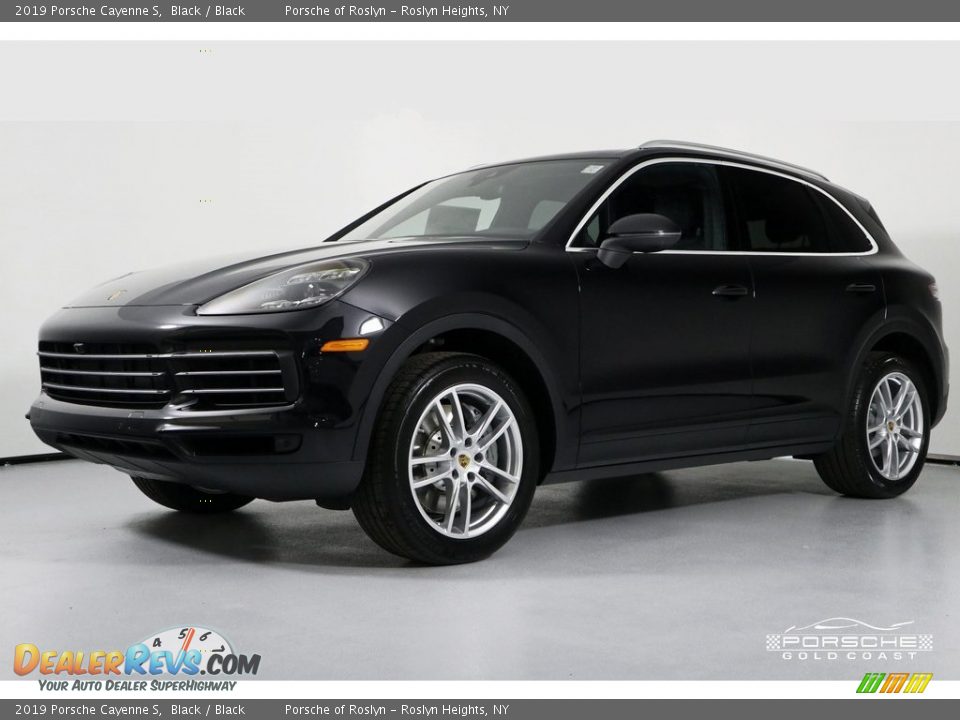 2019 Porsche Cayenne S Black / Black Photo #3