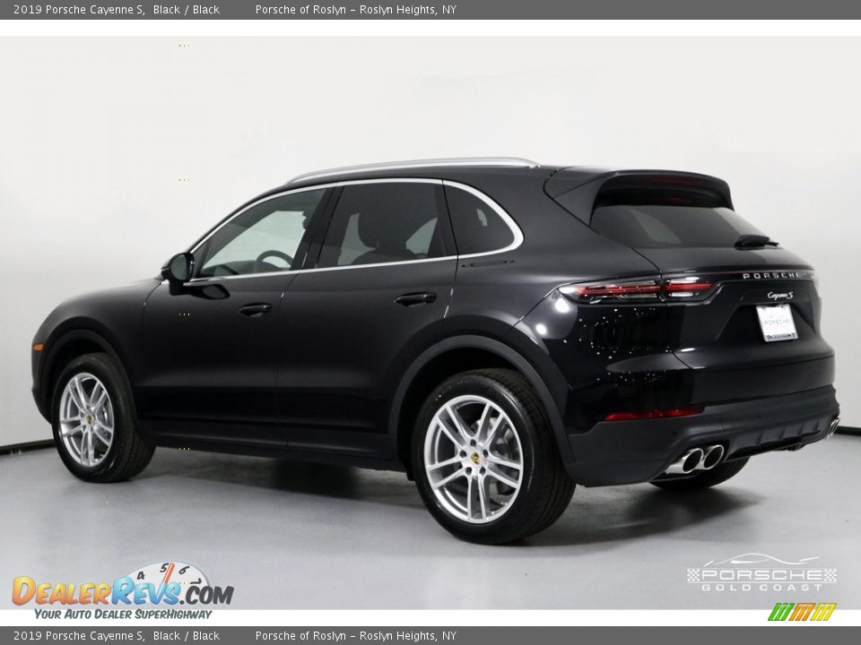 2019 Porsche Cayenne S Black / Black Photo #4