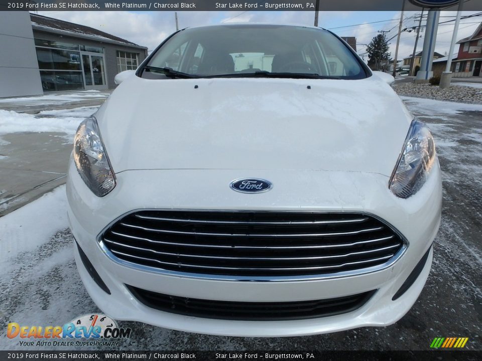 2019 Ford Fiesta SE Hatchback White Platinum / Charcoal Black Photo #2
