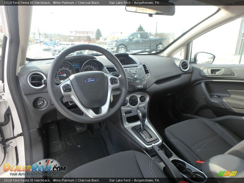 2019 Ford Fiesta SE Hatchback White Platinum / Charcoal Black Photo #12
