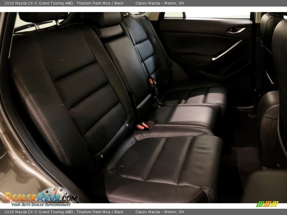 2016 Mazda CX-5 Grand Touring AWD Titanium Flash Mica / Black Photo #17