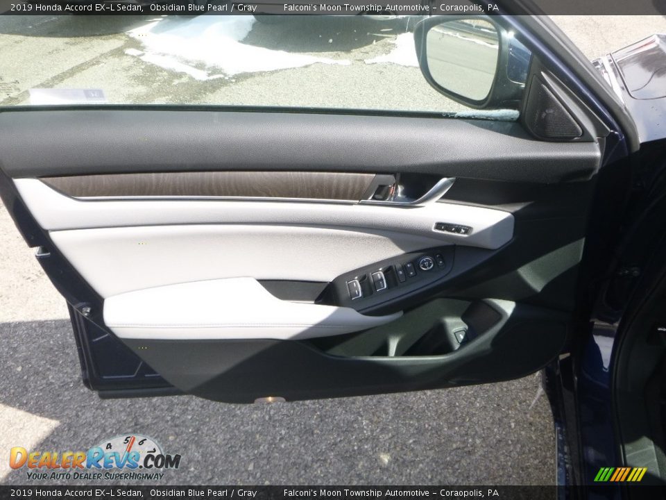 Door Panel of 2019 Honda Accord EX-L Sedan Photo #11