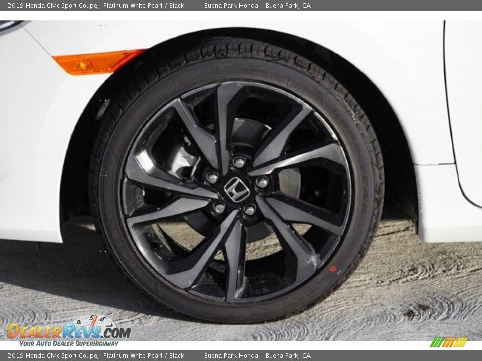 2019 Honda Civic Sport Coupe Platinum White Pearl / Black Photo #10