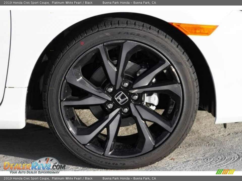 2019 Honda Civic Sport Coupe Platinum White Pearl / Black Photo #13