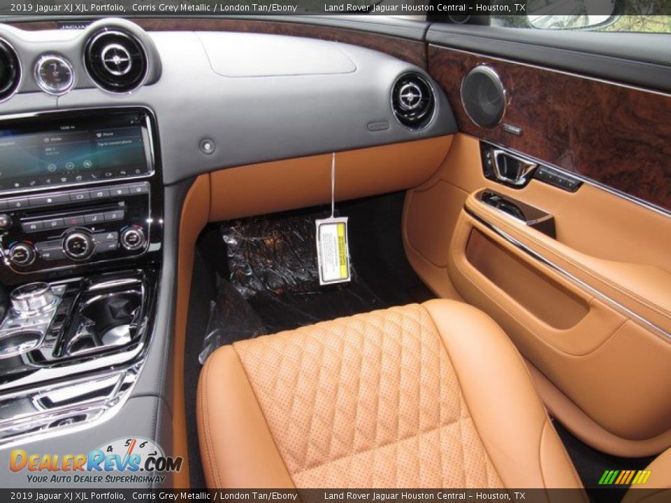 2019 Jaguar XJ XJL Portfolio Corris Grey Metallic / London Tan/Ebony Photo #15