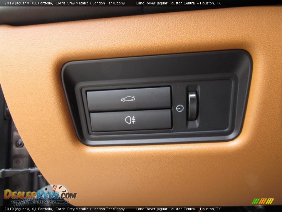 2019 Jaguar XJ XJL Portfolio Corris Grey Metallic / London Tan/Ebony Photo #26