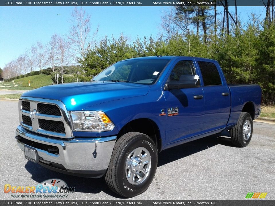 2018 Ram 2500 Tradesman Crew Cab 4x4 Blue Streak Pearl / Black/Diesel Gray Photo #2