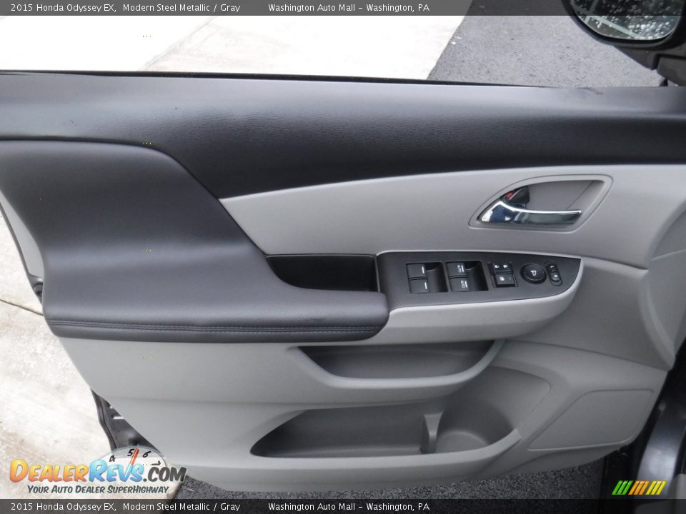 2015 Honda Odyssey EX Modern Steel Metallic / Gray Photo #12