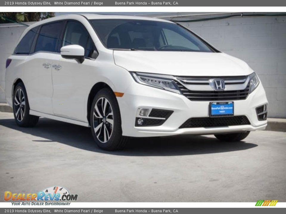 2019 Honda Odyssey Elite White Diamond Pearl / Beige Photo #1