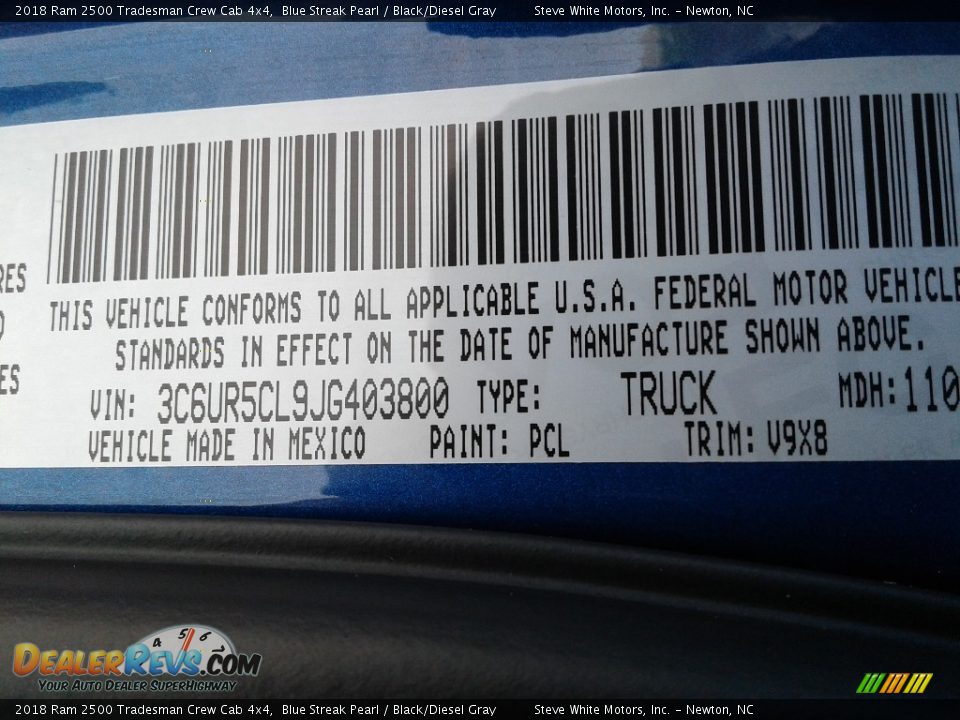 2018 Ram 2500 Tradesman Crew Cab 4x4 Blue Streak Pearl / Black/Diesel Gray Photo #27