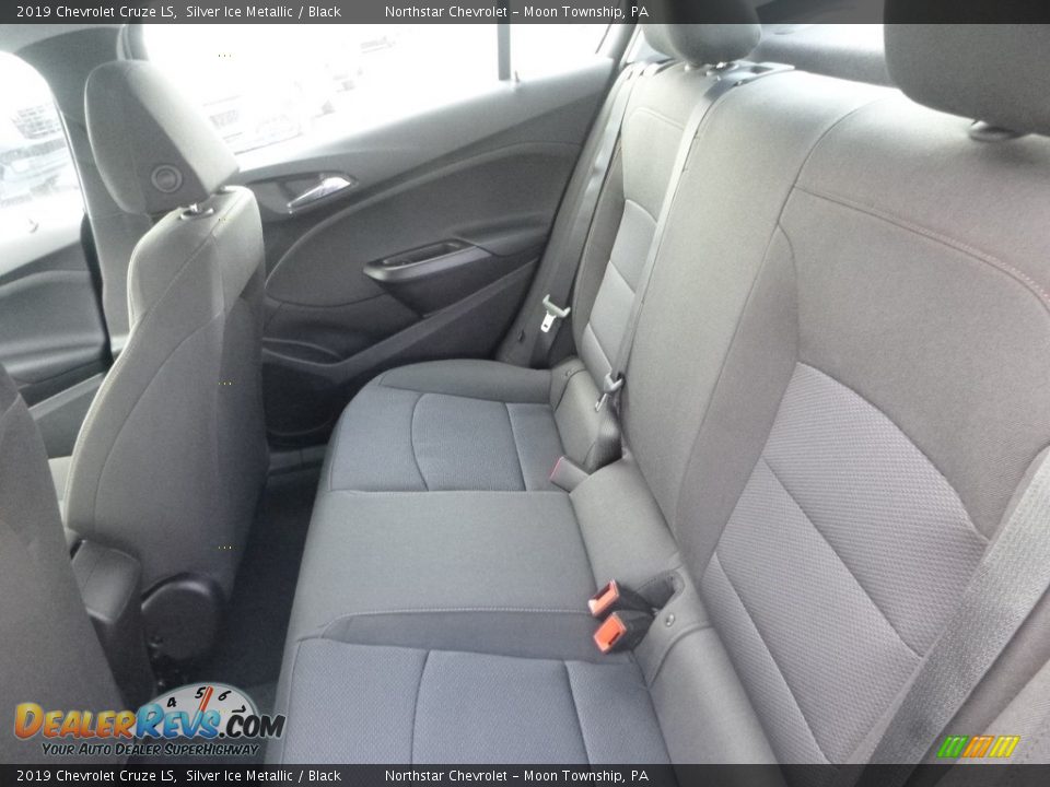 2019 Chevrolet Cruze LS Silver Ice Metallic / Black Photo #12