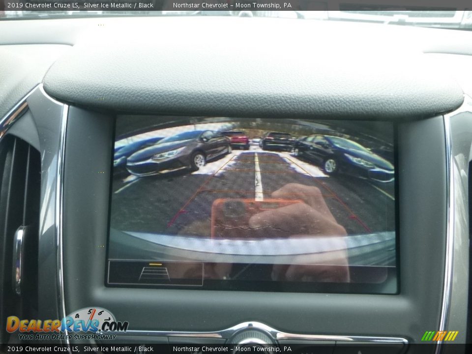 2019 Chevrolet Cruze LS Silver Ice Metallic / Black Photo #18