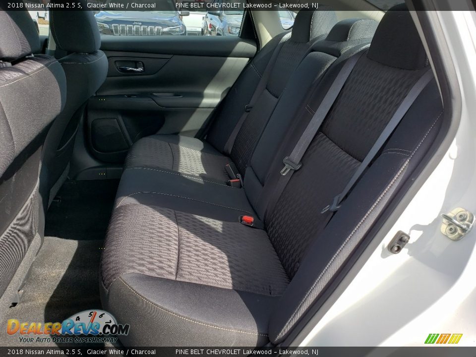 2018 Nissan Altima 2.5 S Glacier White / Charcoal Photo #19