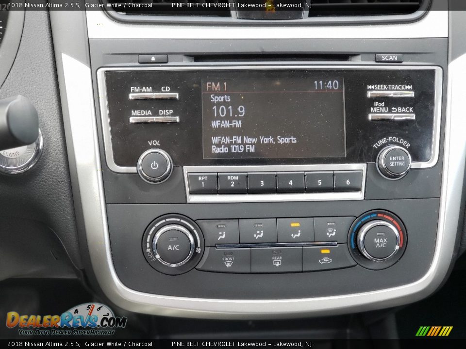 2018 Nissan Altima 2.5 S Glacier White / Charcoal Photo #22