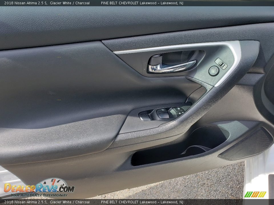 2018 Nissan Altima 2.5 S Glacier White / Charcoal Photo #26