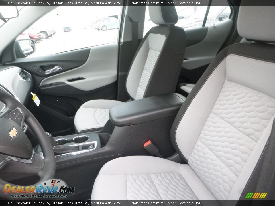 Front Seat of 2019 Chevrolet Equinox LS Photo #15