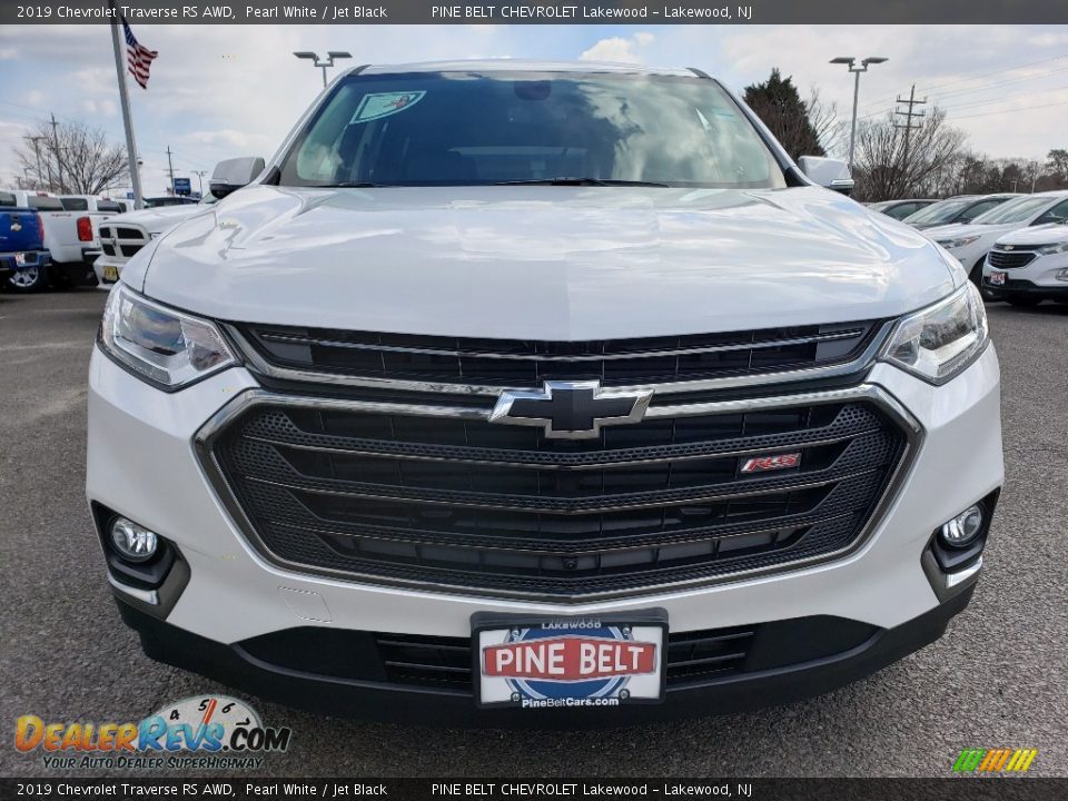 2019 Chevrolet Traverse RS AWD Pearl White / Jet Black Photo #2