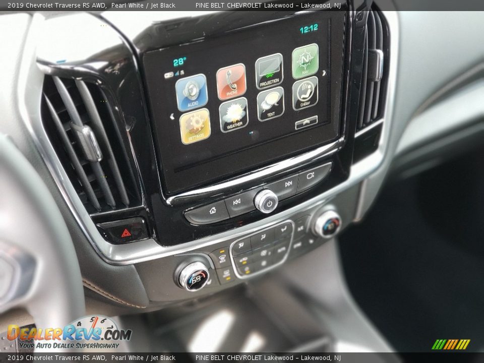 2019 Chevrolet Traverse RS AWD Pearl White / Jet Black Photo #10