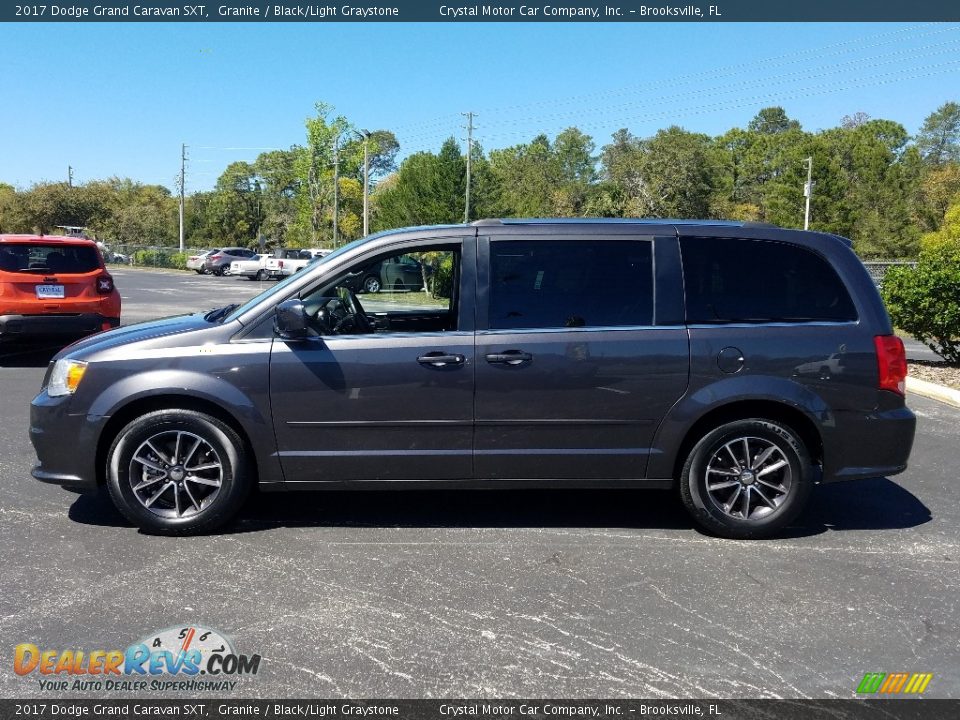 2017 Dodge Grand Caravan SXT Granite / Black/Light Graystone Photo #2