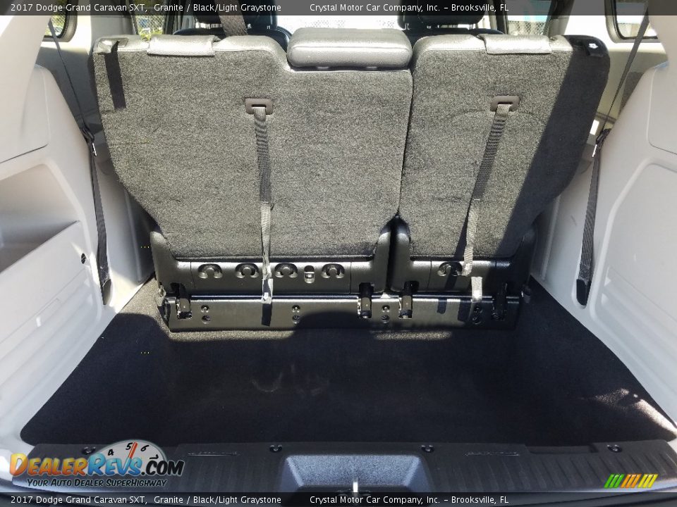 2017 Dodge Grand Caravan SXT Granite / Black/Light Graystone Photo #19