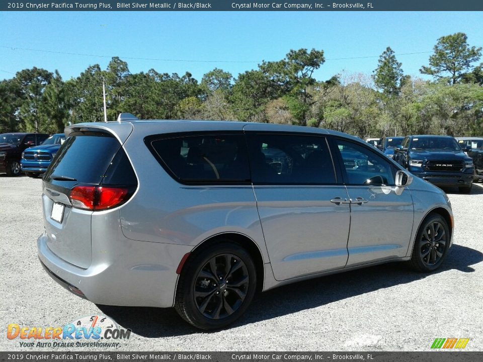 2019 Chrysler Pacifica Touring Plus Billet Silver Metallic / Black/Black Photo #5