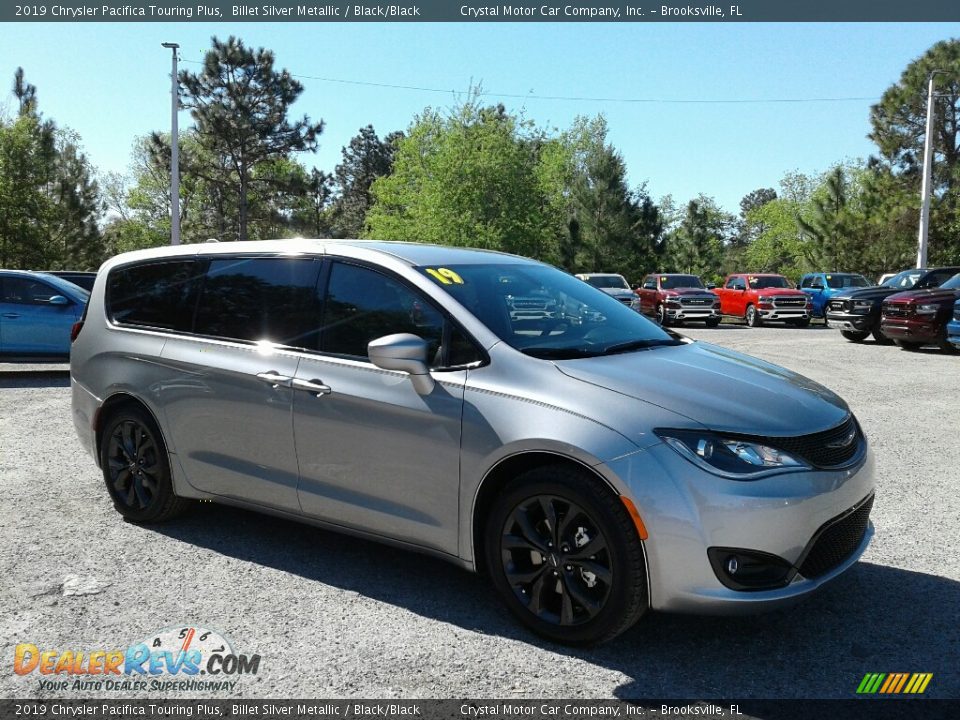 2019 Chrysler Pacifica Touring Plus Billet Silver Metallic / Black/Black Photo #7