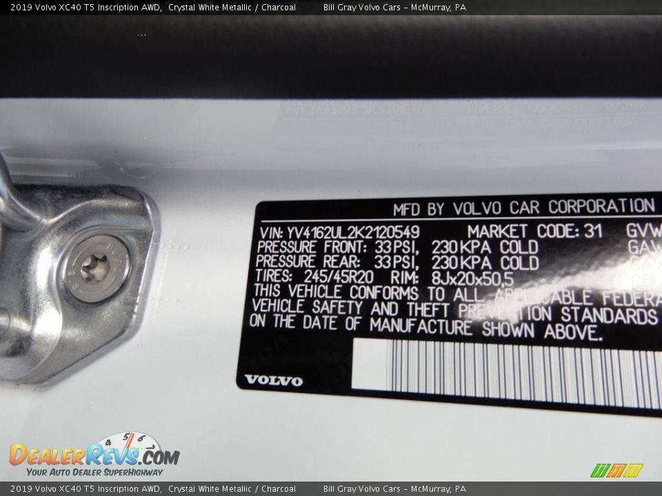 2019 Volvo XC40 T5 Inscription AWD Crystal White Metallic / Charcoal Photo #11
