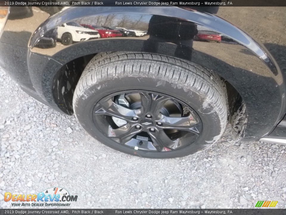2019 Dodge Journey Crossroad AWD Pitch Black / Black Photo #2