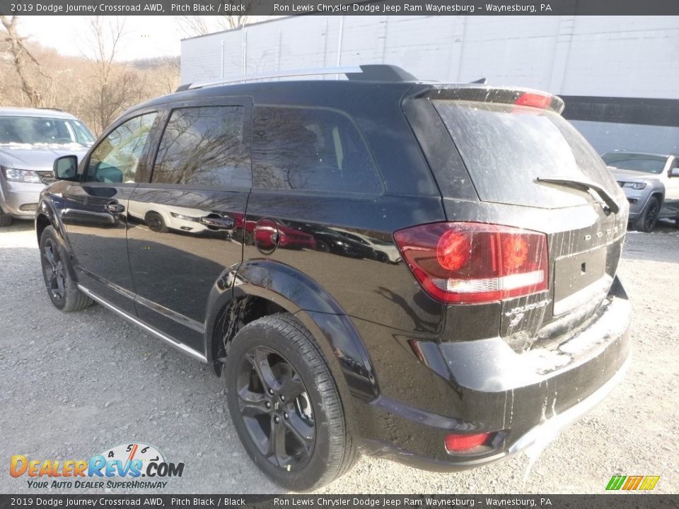 2019 Dodge Journey Crossroad AWD Pitch Black / Black Photo #4