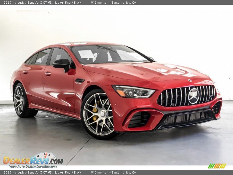 Front 3/4 View of 2019 Mercedes-Benz AMG GT 63 Photo #12