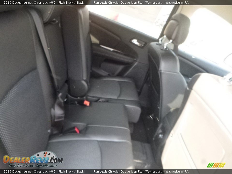 2019 Dodge Journey Crossroad AWD Pitch Black / Black Photo #13